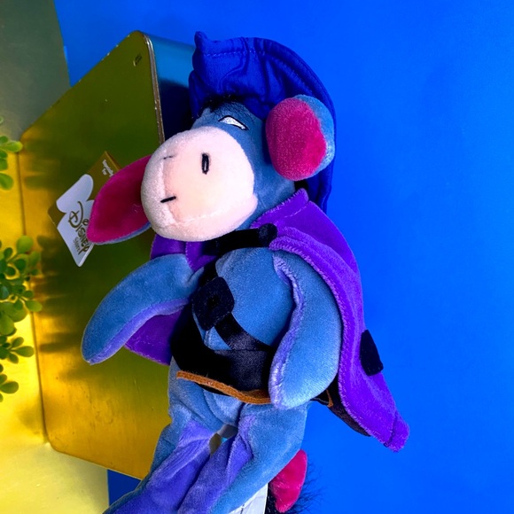 DISNEY STORE EXCLUSIVE NWT 90s WINNIE THE POOH EEYORE MUSKETEER BEAN BAG PLUSH - Picture 9 of 12